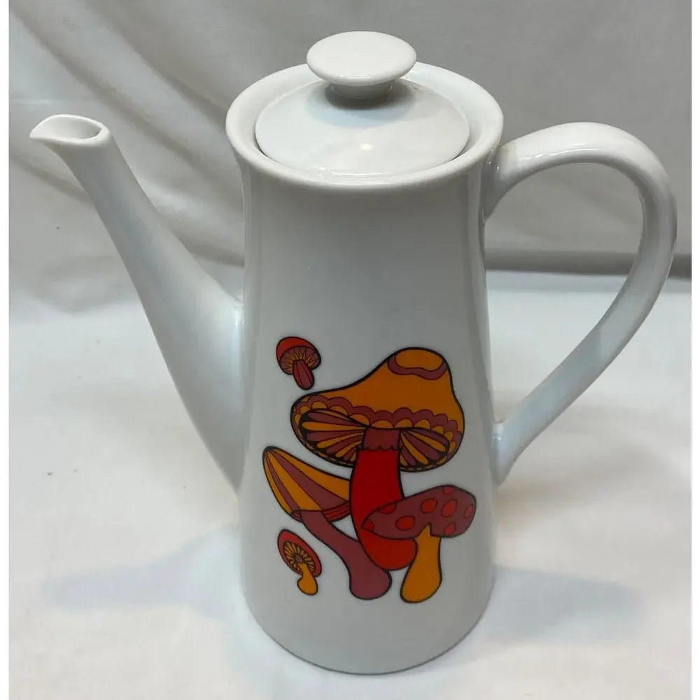Vintage '70s Coffee/Tea Pot Mushroom Motif 10